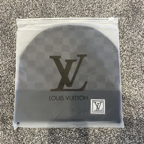 lv grey bottoms.